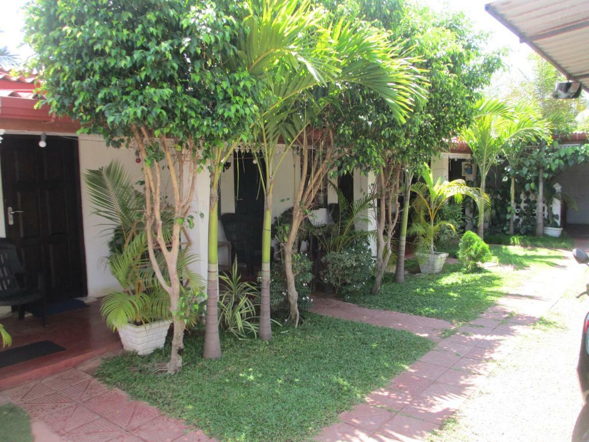 Uppuveli Beach House 亭可马里 外观 照片