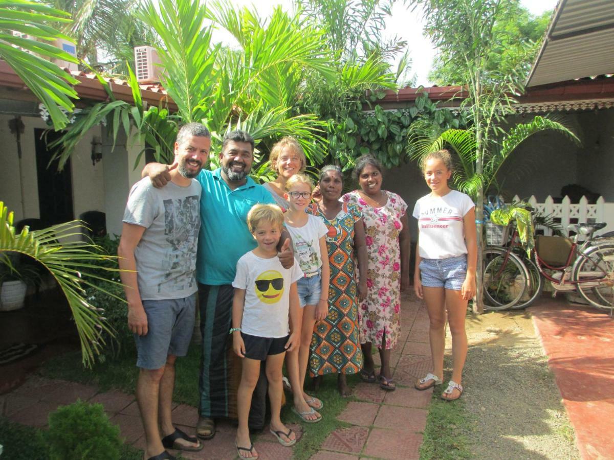 Uppuveli Beach House 亭可马里 外观 照片